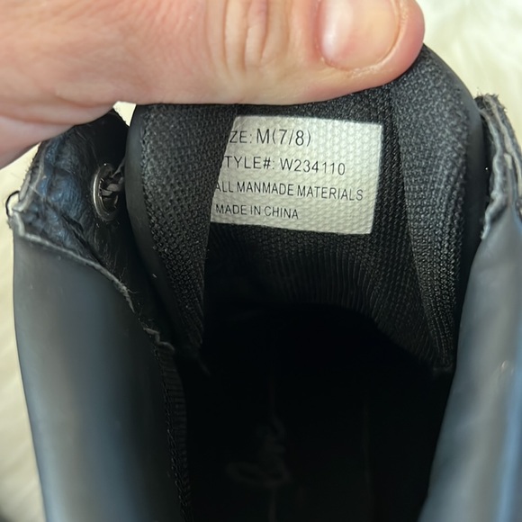 Combat Boots Size 7/8 - Picture 6 of 6